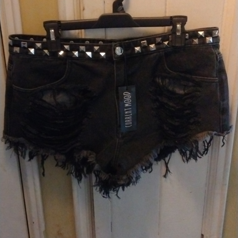 Dollskill current mood destresed punk studded black shorts